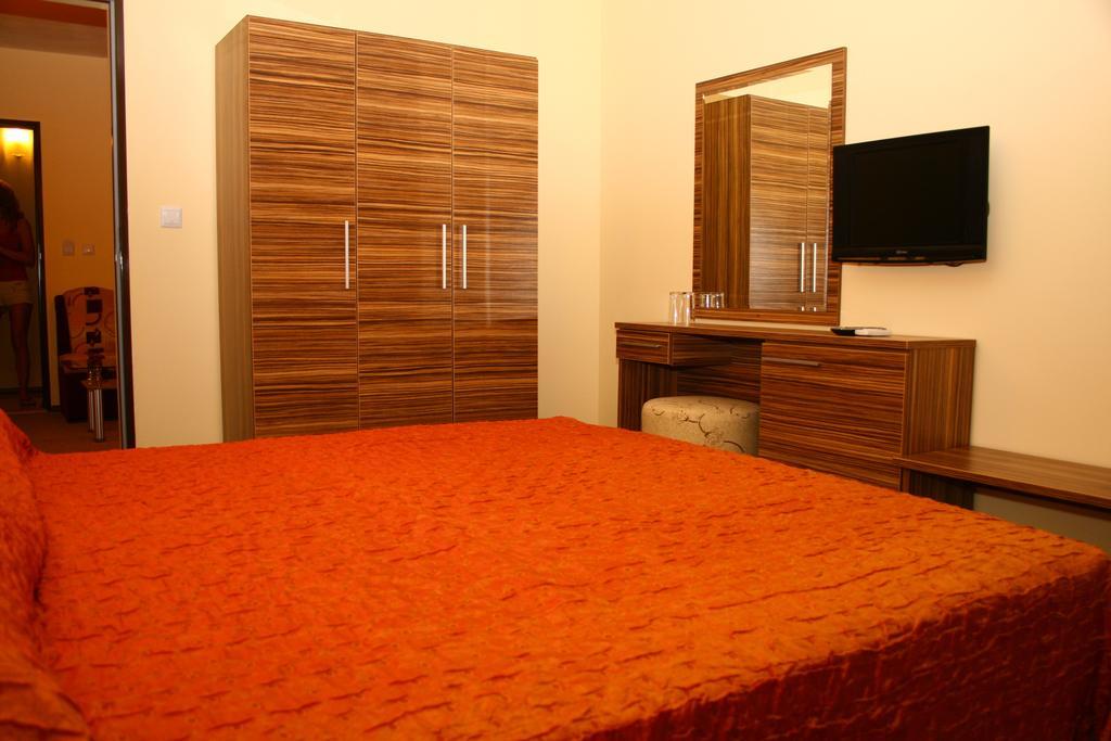 Hotel Rusalka Kiten  Rum bild